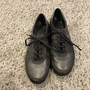 Mephisto Mobils Fedra metallic charcoal sneaker size 7.5